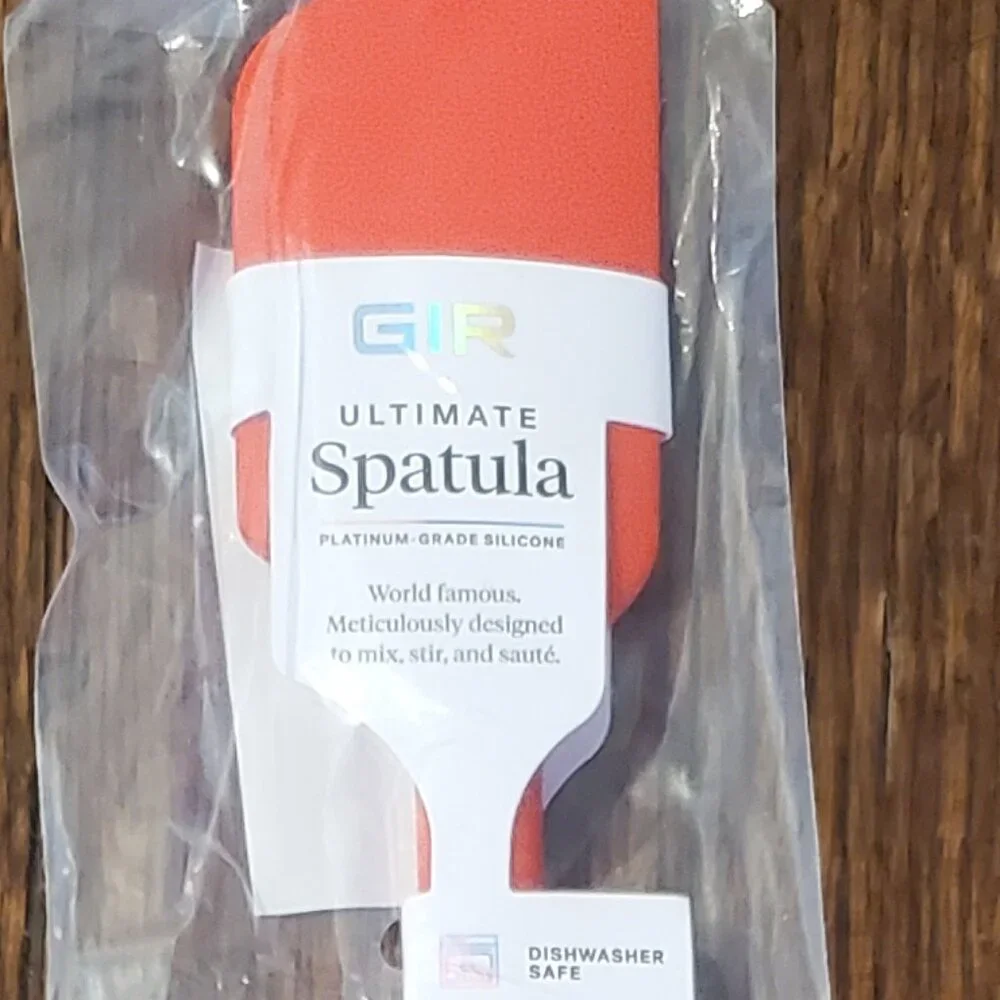 NIP GIR Ultimate Spatula in Red